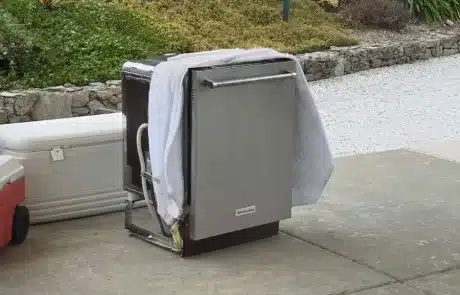 Kitchen-Cabinet-Mold-Remediation-5