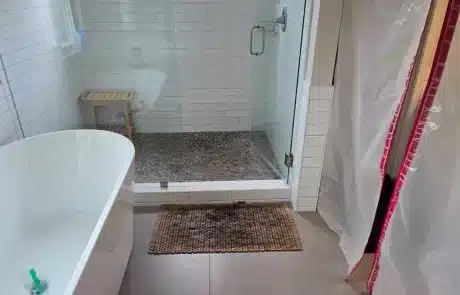 Shower-Ceiling-Mold-Remediation-9